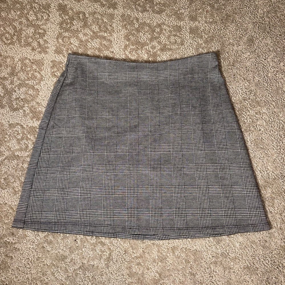 Rue21 Black and Gray Plaid Mini Skirt